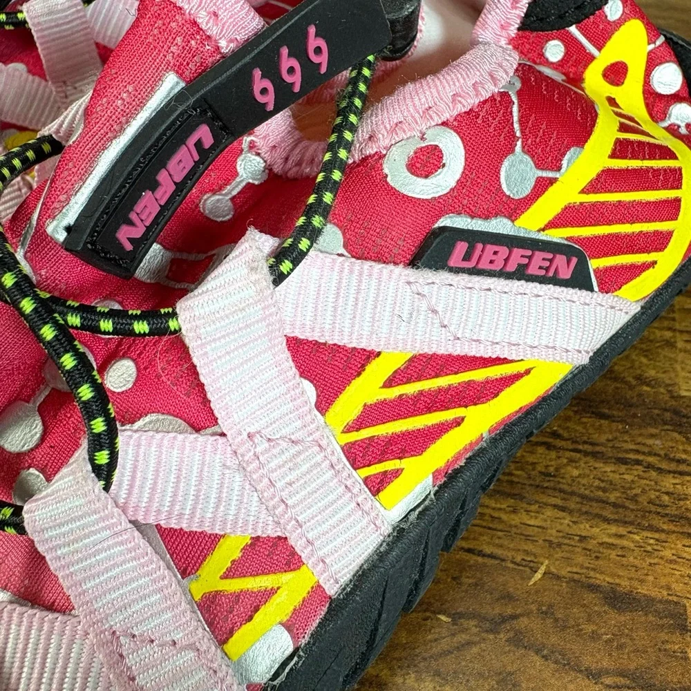 Fzzq Pink Water Shoes – Girls EUR 34 (Barefoot Style)